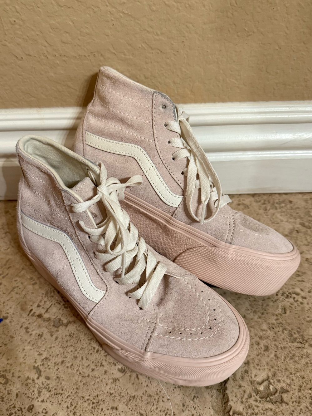 Vans High Top Platform Shoes in Blush pink